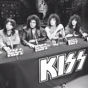 When Kiss Took Their Makeup Off