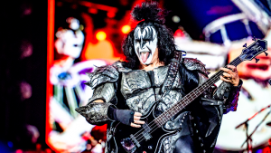 Gene Simmons is Promising “No More Make-Up”