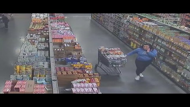 Woman Sets Fire in Baking Aisle of Sacramento WinCo