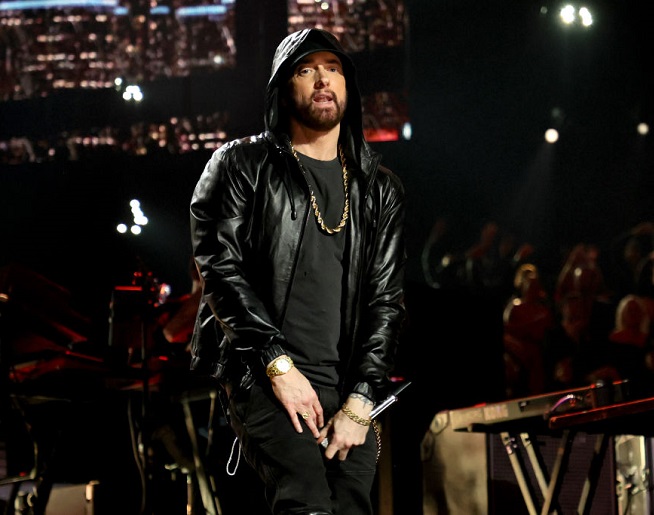 Eminem Dethrones Taylor Swift’s Historic Chart Run