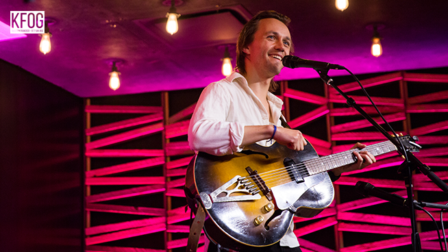 KFOG Private Concert: Sondre Lerche – “Siamese Twins”