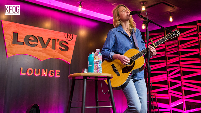 KFOG Private Concert: Lissie -“Don’t You Give Up On Me”