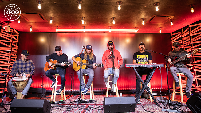 KFOG Studio Session: Dirty Heads – “Visions”