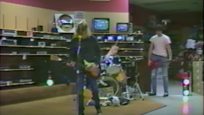 Footage of Nirvana recording in an empty Radio Shack uncovered