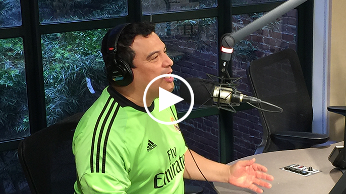 Carlos Mencia joins Lamont in studio