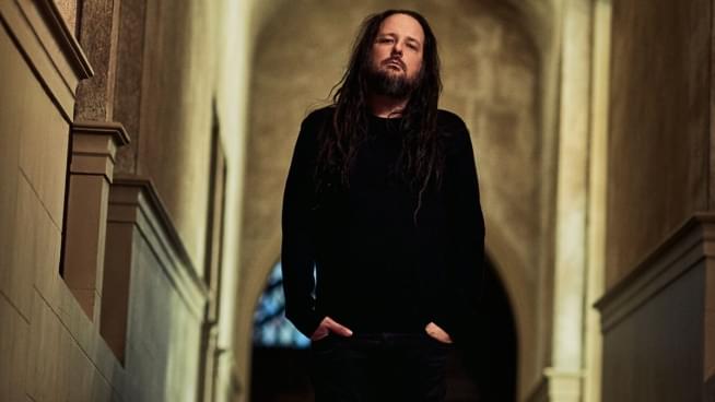 Jonathan Davis talks about neXt2rock, Korn celebrating 20 years of Follow The Leader’s release and his debut solo album Black Labyrinth