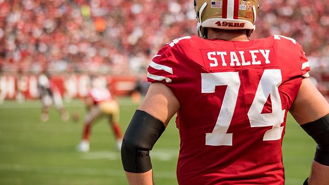 Joe Staley talks Christmas shopping strategy and snug airplane coach seats