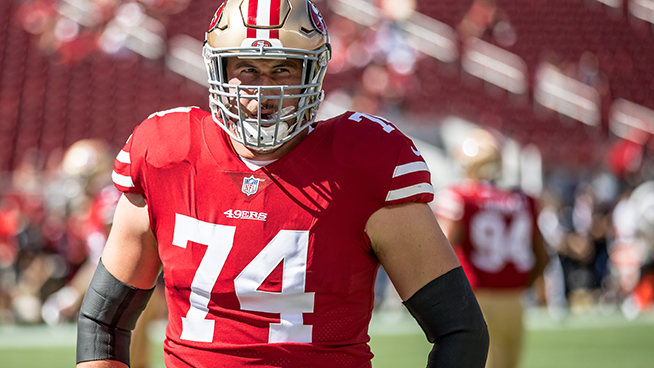 Joe Staley Gives Lamont & Tonelli An Injury Update To His Hand