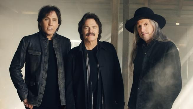 Lamont & Tonelli Talk To Patrick Simmons From The Doobie Brothers