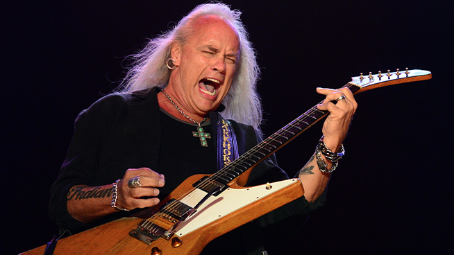 Lynyrd Skynyrd Guitarist’s Positive Covid Test Cancels Shows