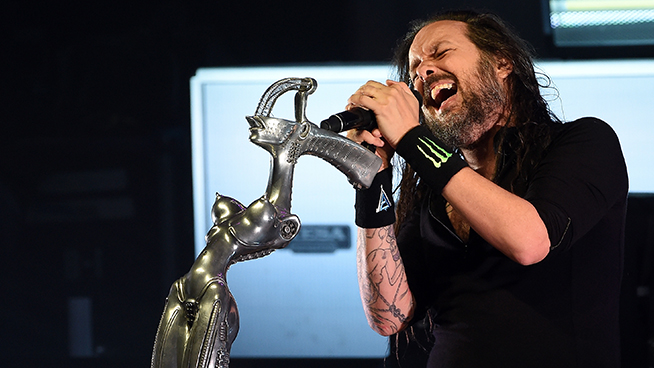 Korn’s Jonathan Davis Tests Positive for COVID