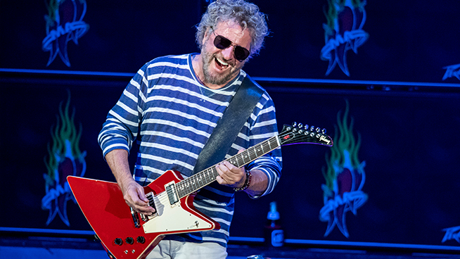 Sammy Hagar Calls In To Congratulate Lamont & Tonelli On Their 33 Year Anniversary