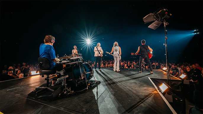 Def Leppard Will Release First-Ever Anthology