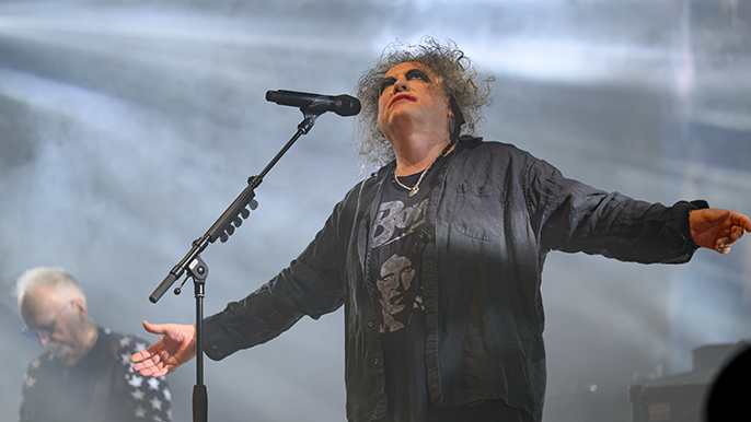 Cure’s Robert Smith Calls Dynamic Ticket Pricing ‘Bit of a Scam’