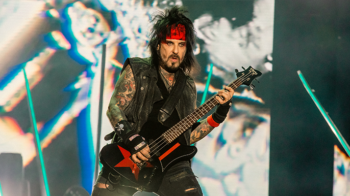 Mötley Crüe’s Nikki Sixx Talks Openly About His Sobriety