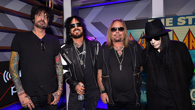 Mötley Crüe Cancels New Year’s Eve Show