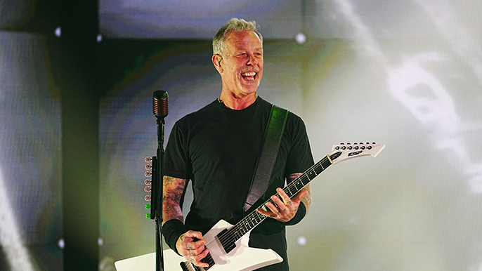 James Hetfield Looking to “Improve” in New Year