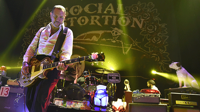 Mike Ness Says Cancer Battle Has Been ‘Hell’