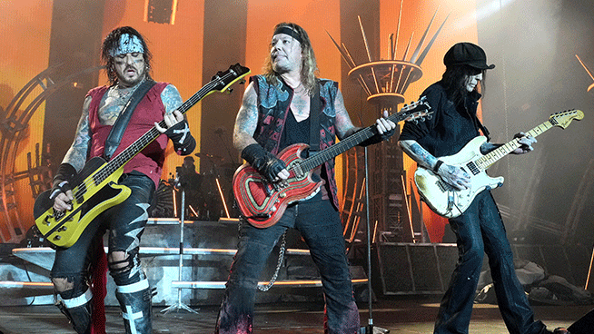 Mötley Crüe Loses Battle In War With Mars