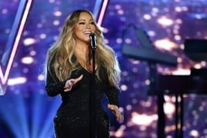 WATCH: Mariah Carey Takes The Trophy For ‘The Bottle Cap Challenge’