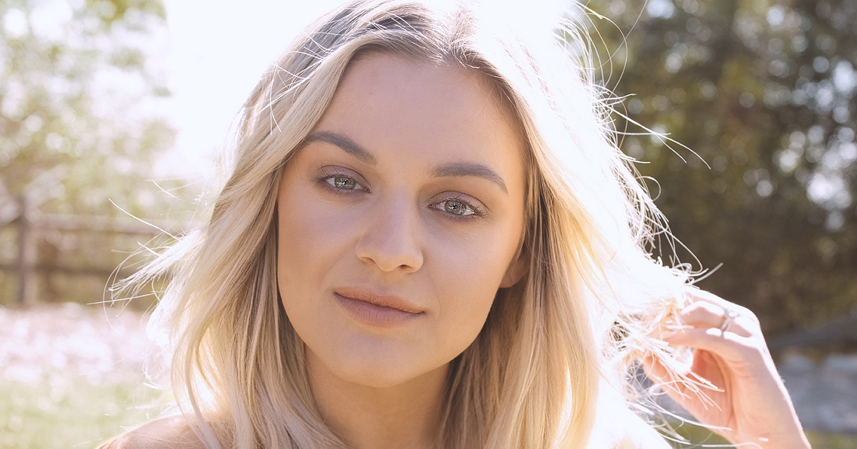 Kelsea Ballerini Steps Into Kelly Clarkson’s Chair on The Voice (Temporarily)