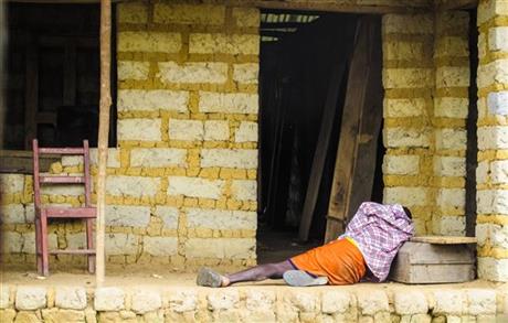 Dangerous Practices Help Spread Ebola in Sierra Leone