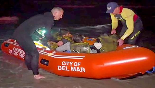 13 suspected immigrants rescued from ocean off California