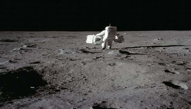 NASA’s new moonshot rules: No fighting or littering, please