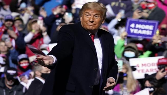 Trump To Honor Wrestling Icon In Contested Iowa