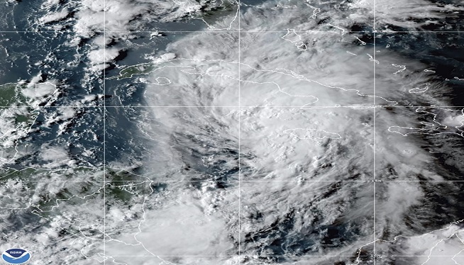 Ida aims to hit New Orleans on Hurricane Katrina anniversary