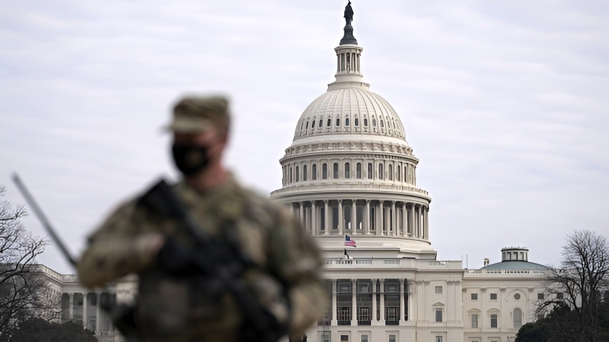 Trump Deploys National Guard to D.C.