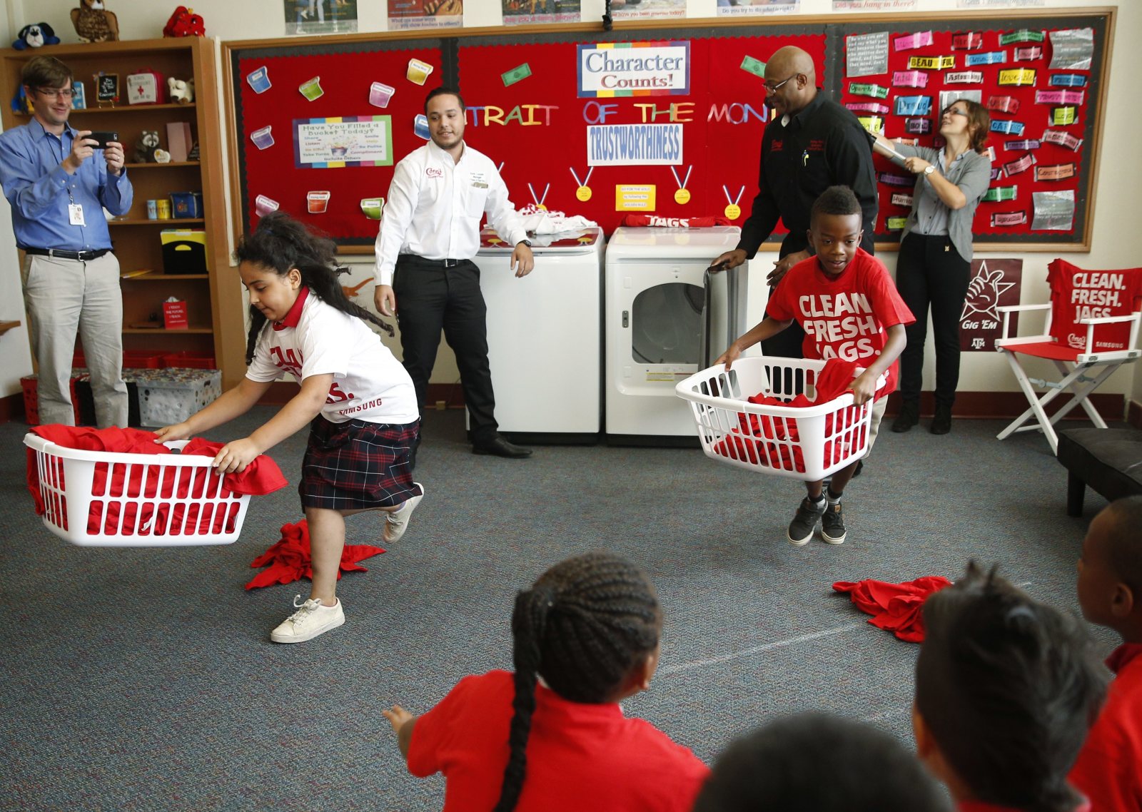 Clean Clothes for Dallas Students, Thanks to Donation