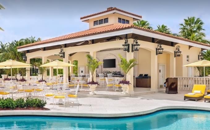Man Arrested After Exchanging Gunfire With Police at Trump Property in Miami
