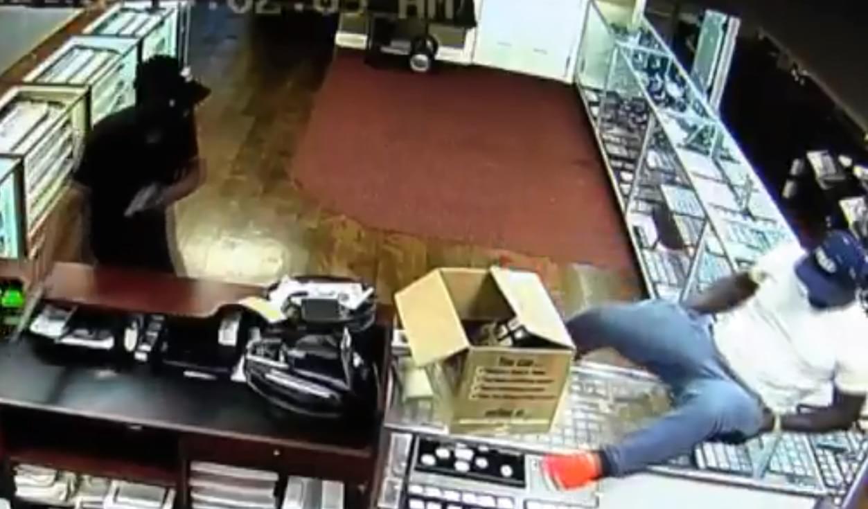 FWPD Searching for Suspects Who Stole Thousands from a Coin Store