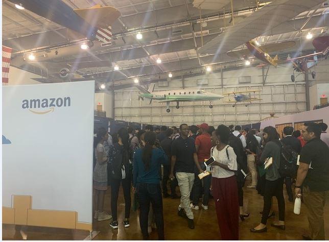 Amazon Hosts first Career Day Event in Dallas, Thousands of Jobs Available