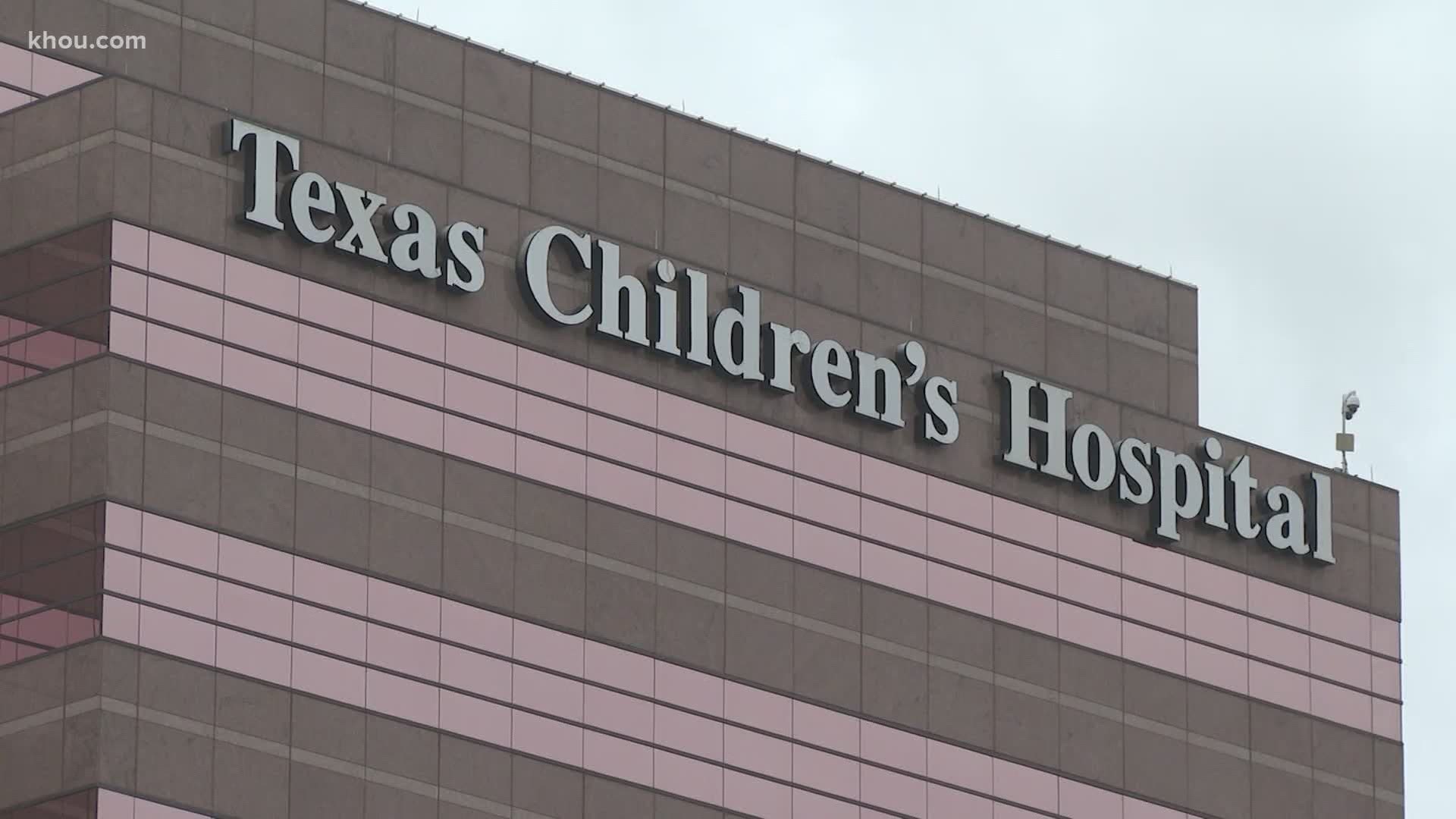 Virus Surge Breaks Hospital Records Amid Rising Toll on Kids