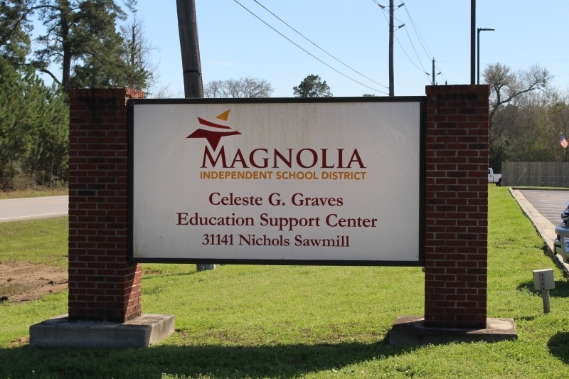 Judge briefly blocks Texas schools’ gender-based hair policy