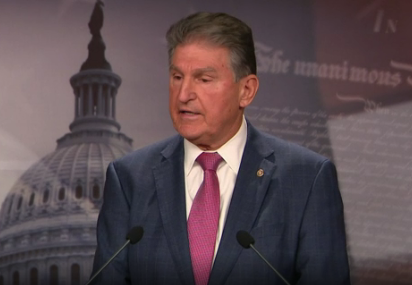 Manchin Wavers on Biden’s Plan, Rebuffs Progressives