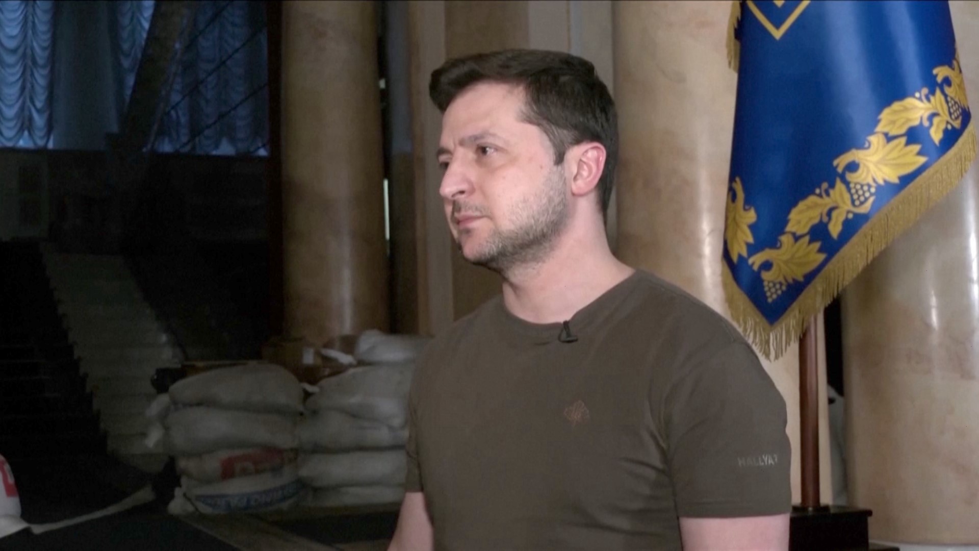 Zelenskyy’s ‘Desperate’ Plea to Congress: Send More Planes