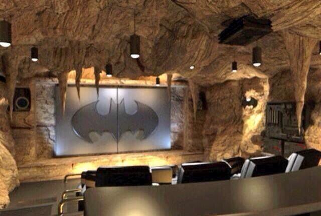 ‘The Batman’ screening features guest appearance: A real bat