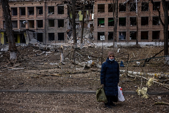 Attack on Ukrainian Hospital Draws Outrage as Talks Stall