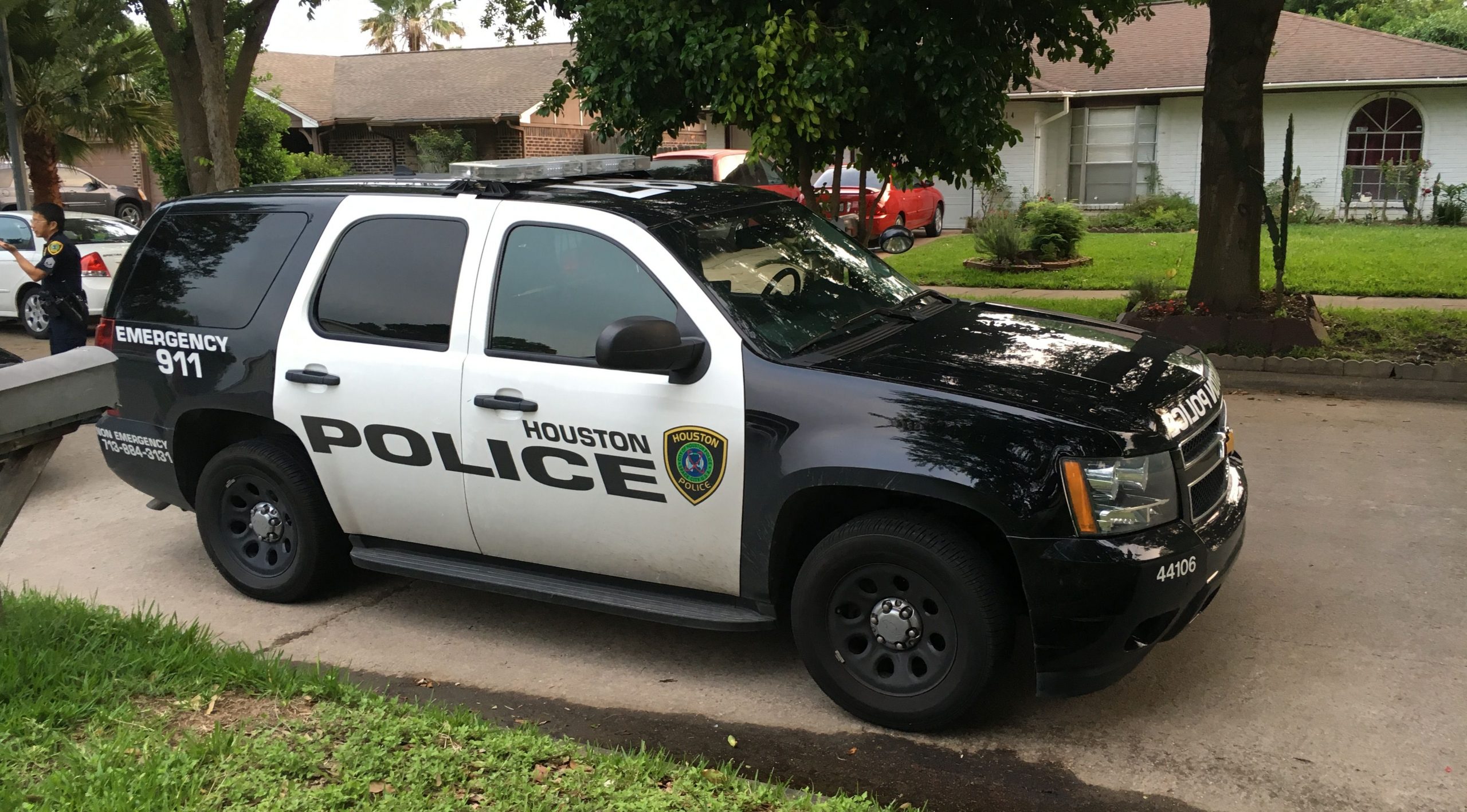 Toddler Dies in Car After Father Shot Dead