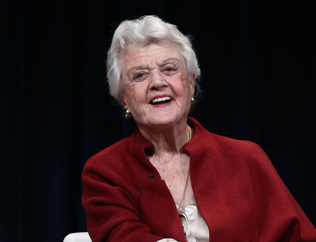 ‘Murder She Wrote’ Actress Angela Lansbury Dies at 96