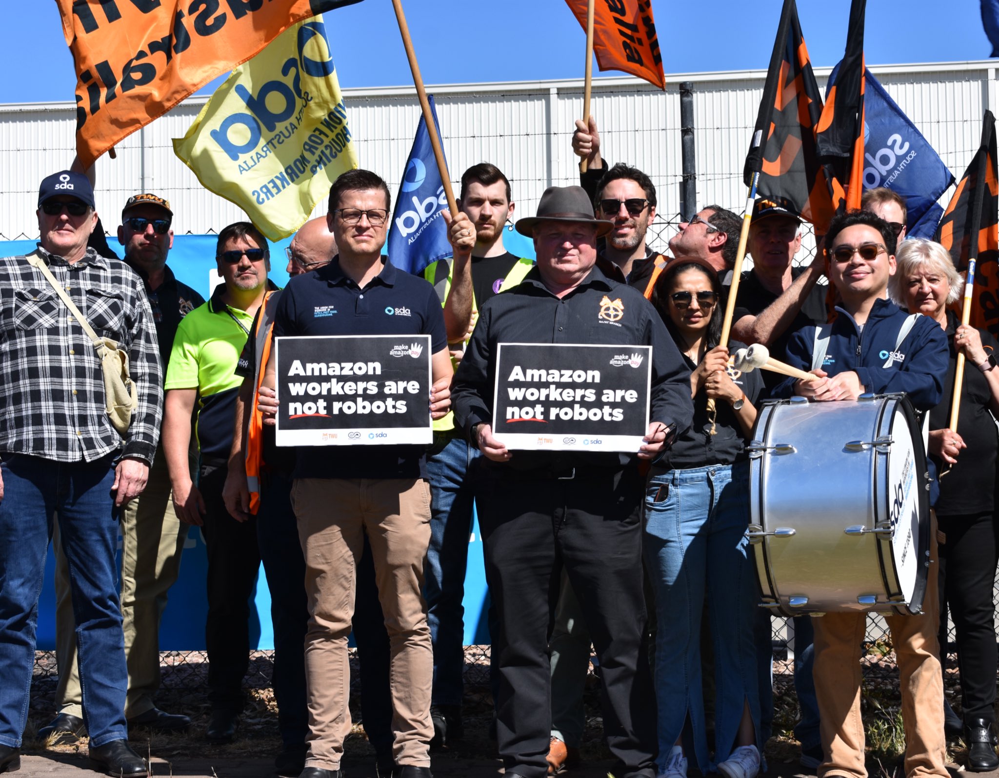 Amazon Workers in US and More Than 30 Countries Striking on Black Friday