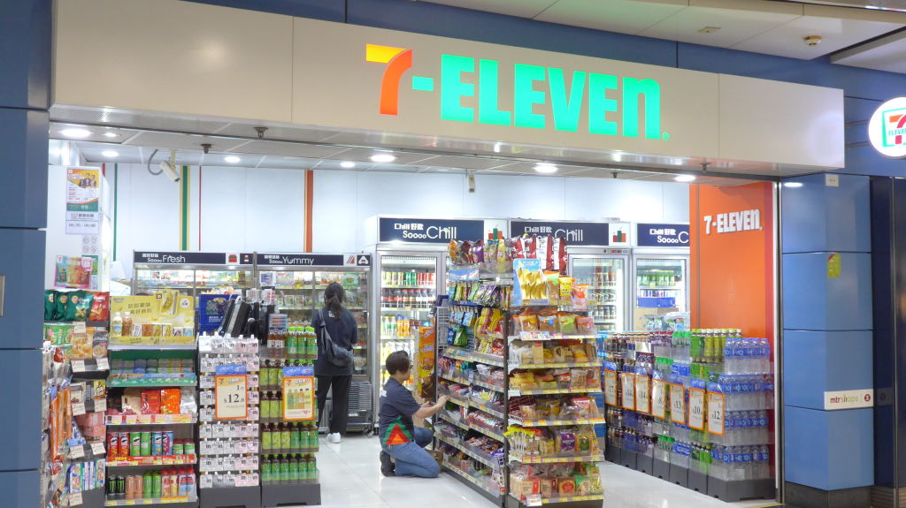 Owner of the 7-Eleven Convenience Store Chain Gets Takeover Bid From Canada’s Couche-Tard