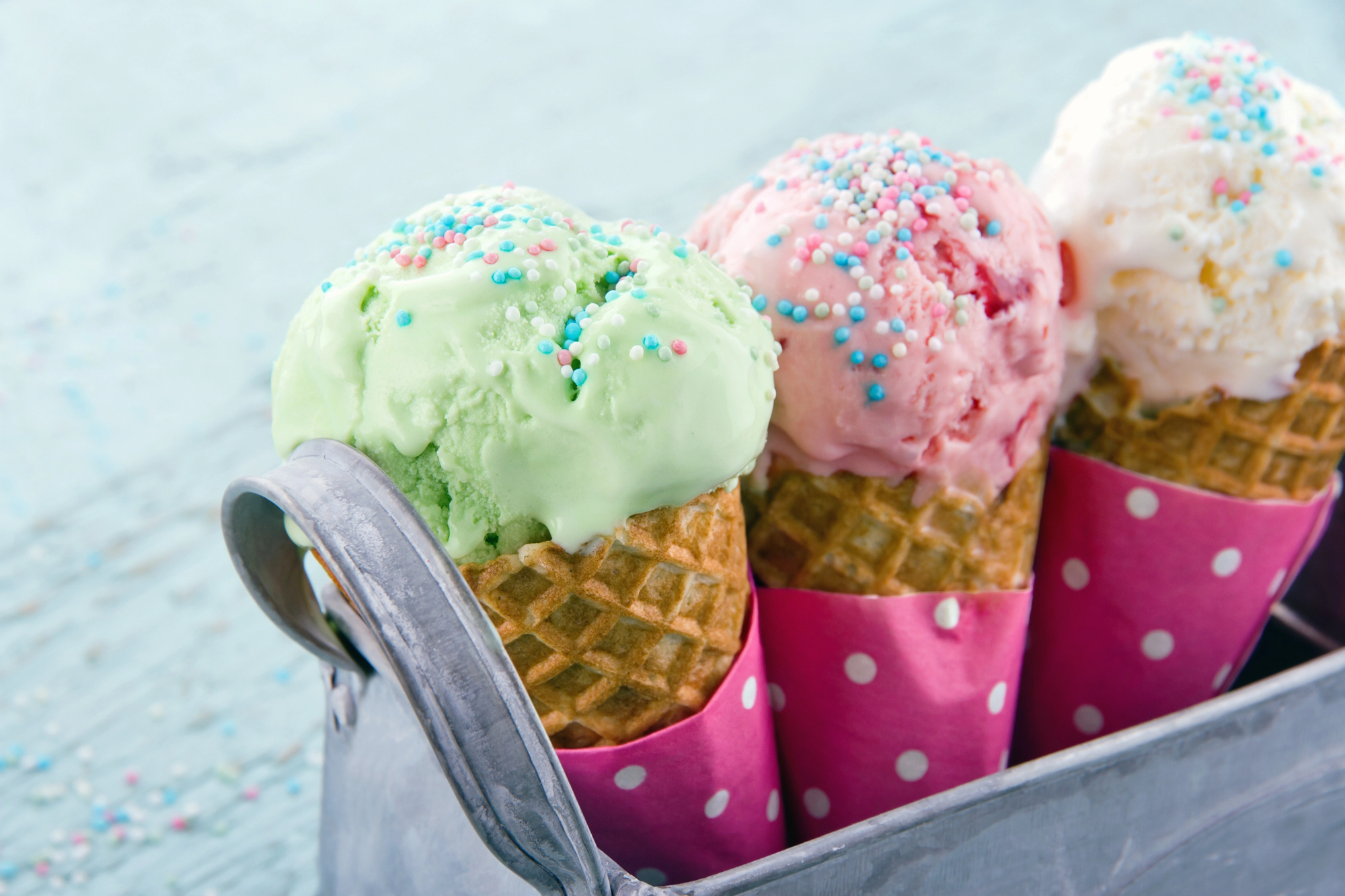 US Ice Cream Makers Say They’ll Stop Using Artificial Dyes By 2028