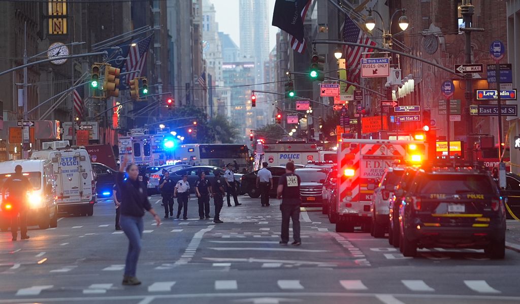 Victims Of New York City Shooting Include A Police officer And An Executive At Investment Firm