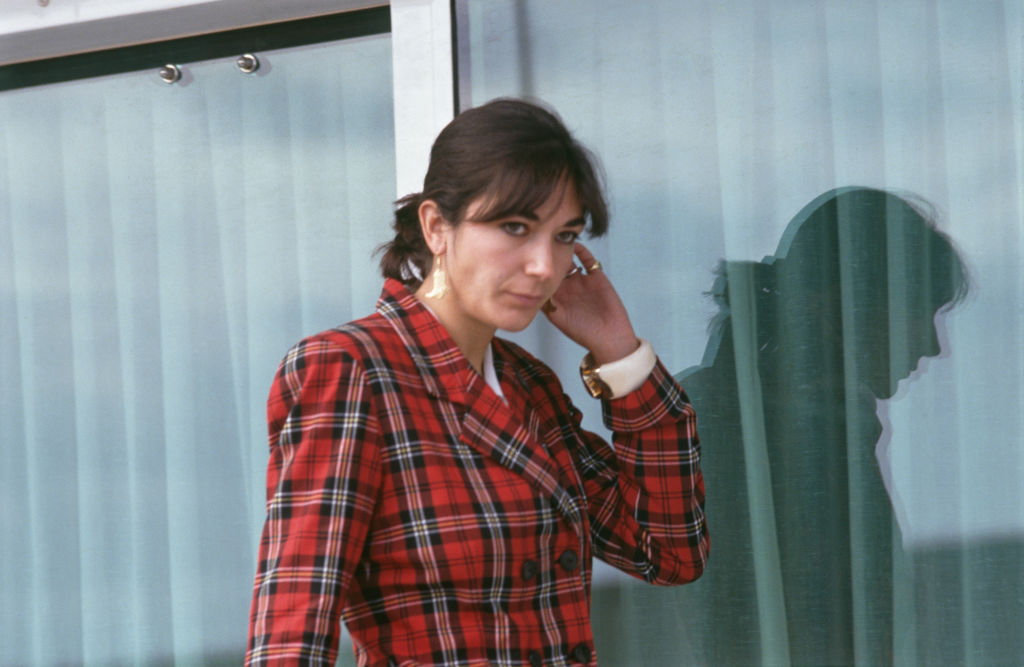 Epstein’s Ex, Ghislaine Maxwell, Doesn’t Want Grand Jury Transcripts Released