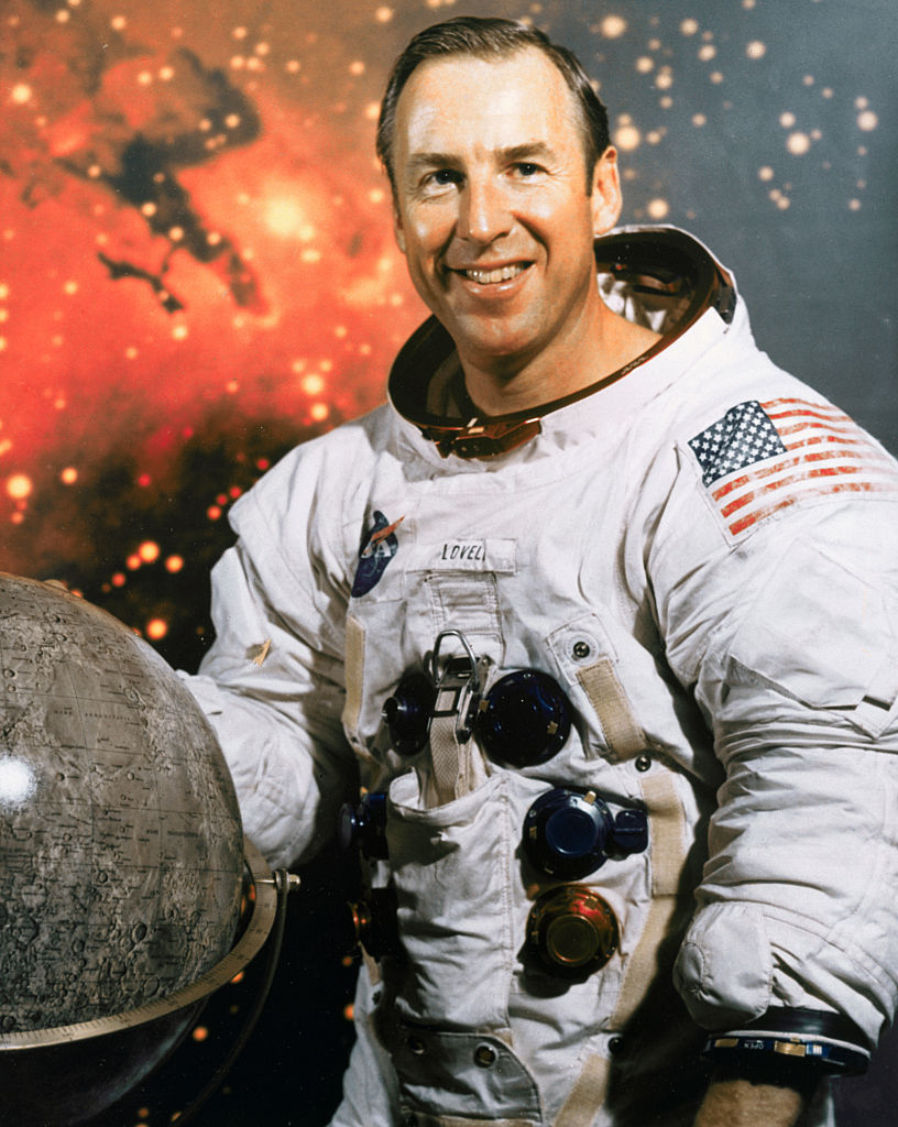 Apollo 13 Moon Mission Leader James Lovell Dies at 97