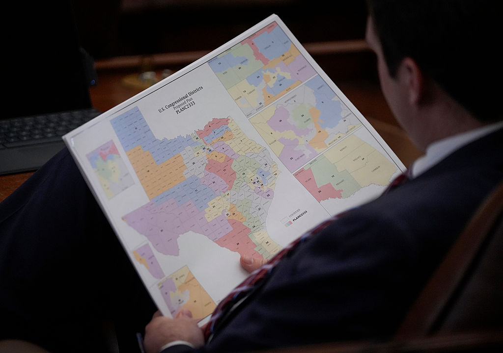 Governor Abbott Signs Redistricting Into Law